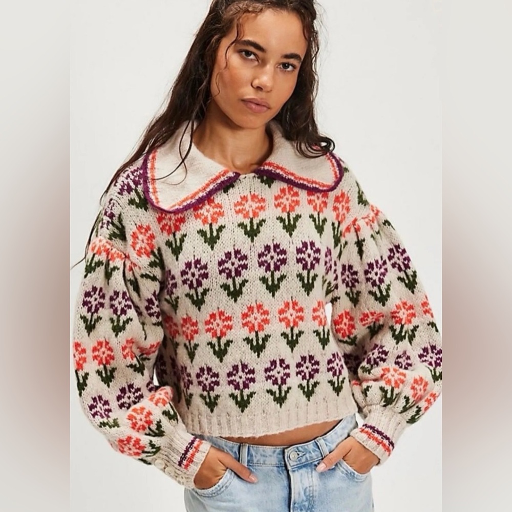 NWOT XS Free People Frills sweater